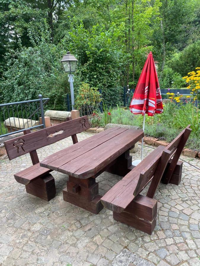 Pension - Gaestehaus Zum Pfaelzerwald Hinterweidenthal Exteriér fotografie